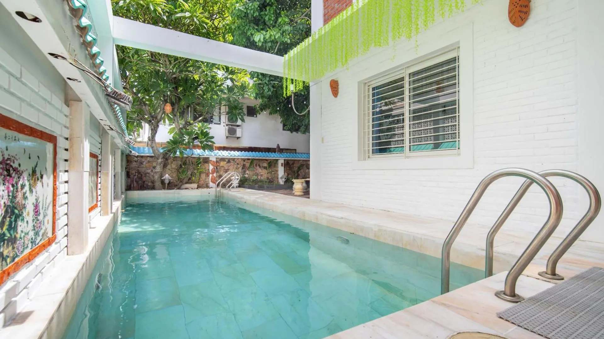 Benzen Boutique Villa Danang
