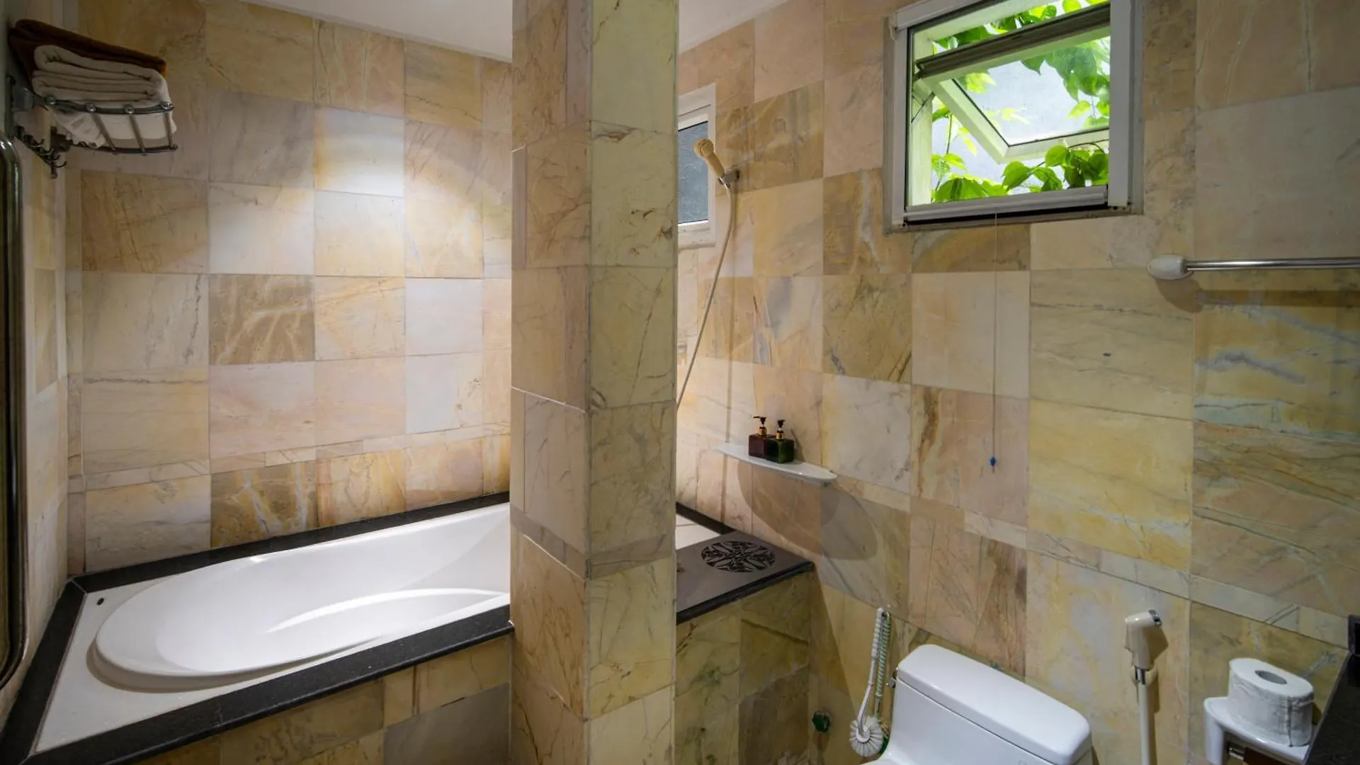 Benzen Boutique Villa Danang Vietnam